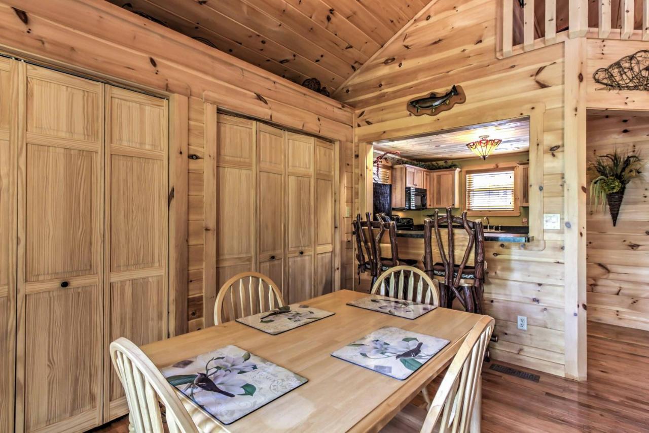 Private Sevierville Cabin With Mountain Views And Loft Exterior foto
