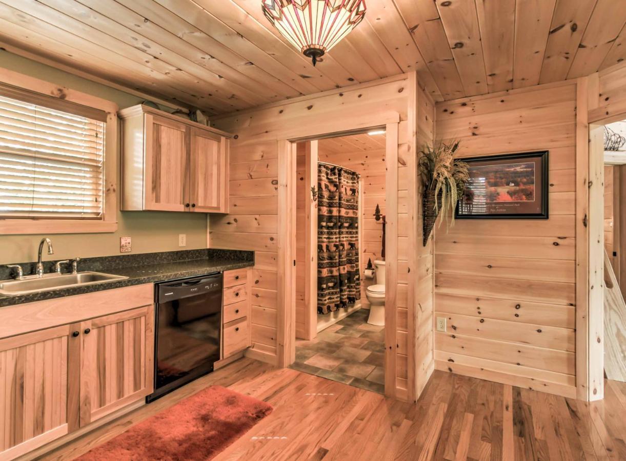 Private Sevierville Cabin With Mountain Views And Loft Exterior foto