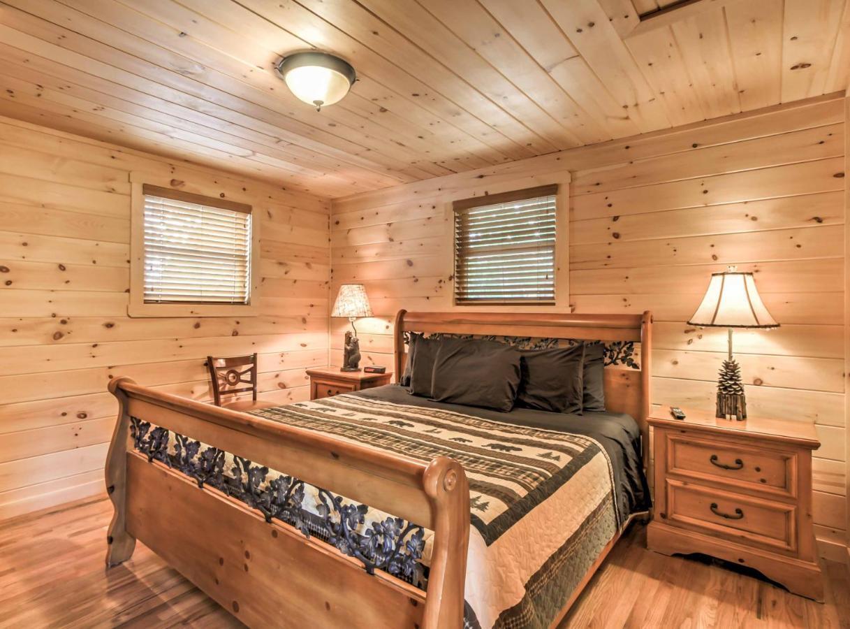 Private Sevierville Cabin With Mountain Views And Loft Exterior foto