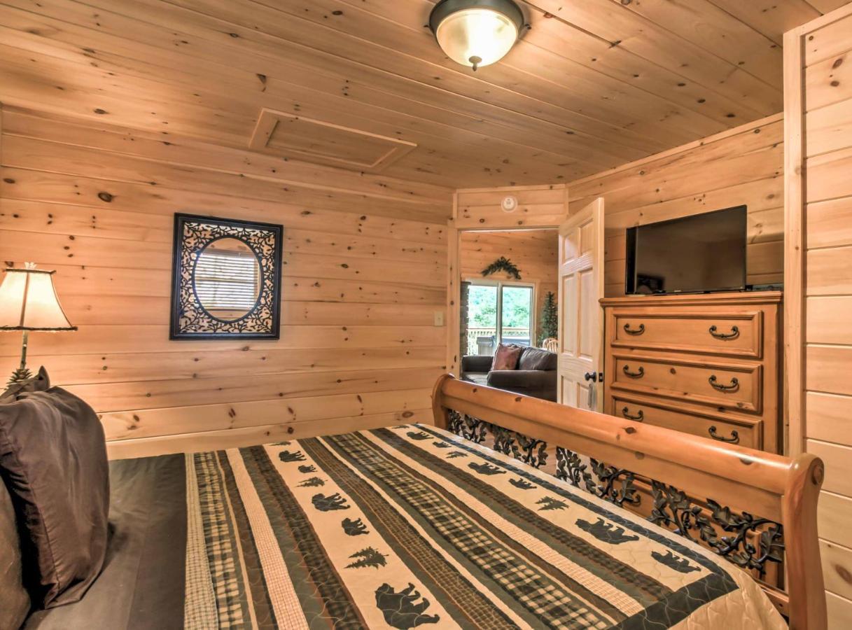Private Sevierville Cabin With Mountain Views And Loft Exterior foto